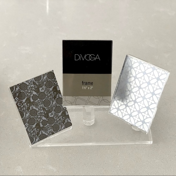 DIVOGA | Set of two clear acrylic mini photo frames - Picture 5 of 7